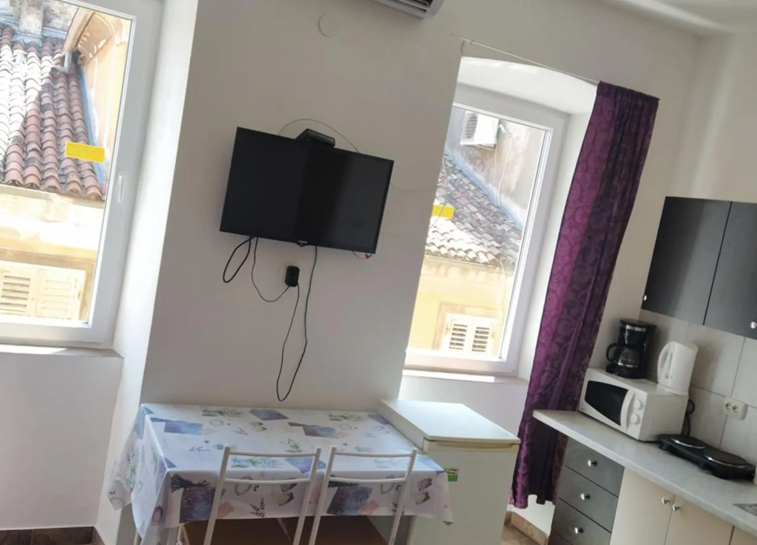Dejan Apartment 2-Top Centar-Old Town Studio Pula