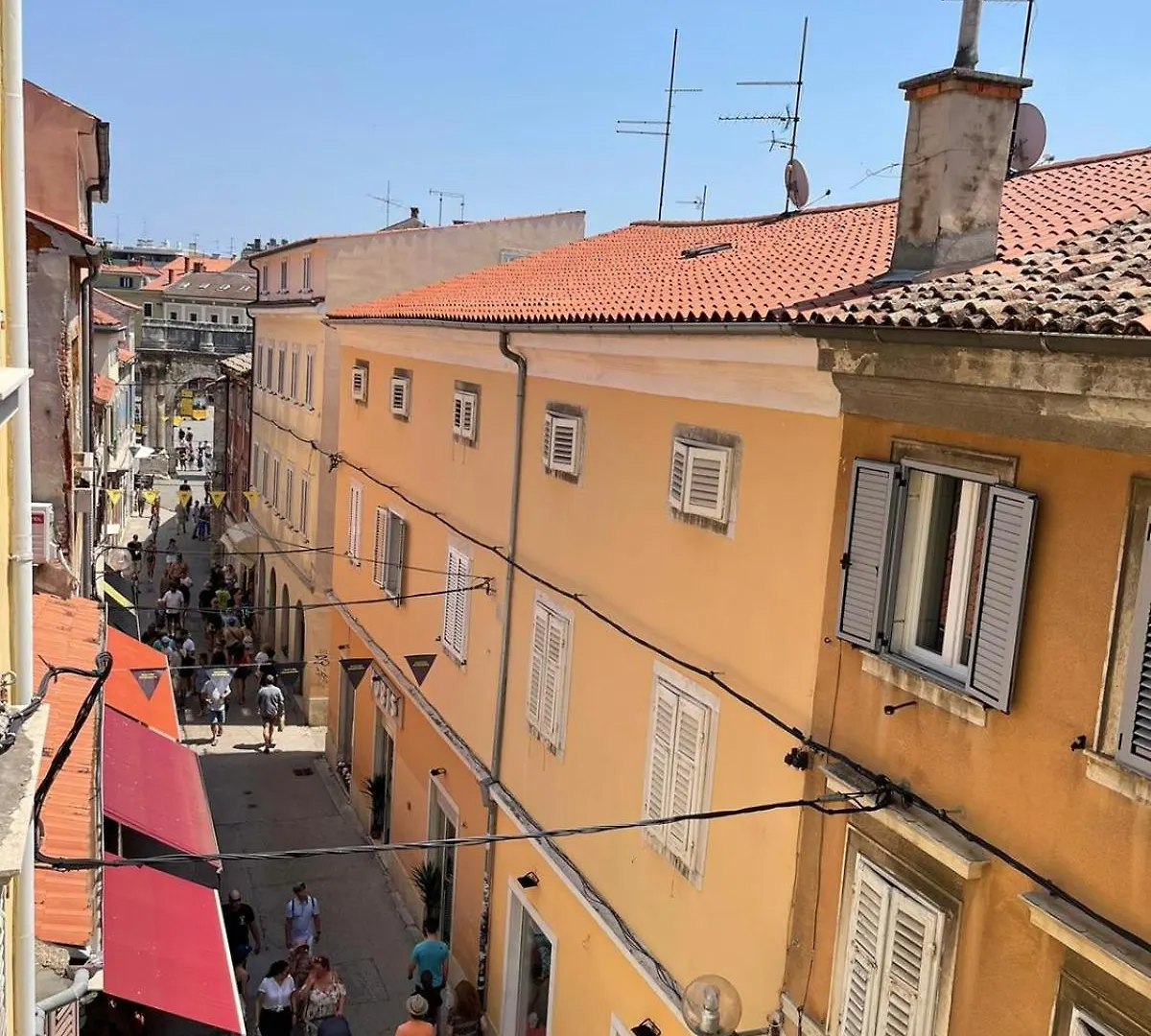 Dejan Apartment 2-Top Centar-Old Town Studio 0*, Pula