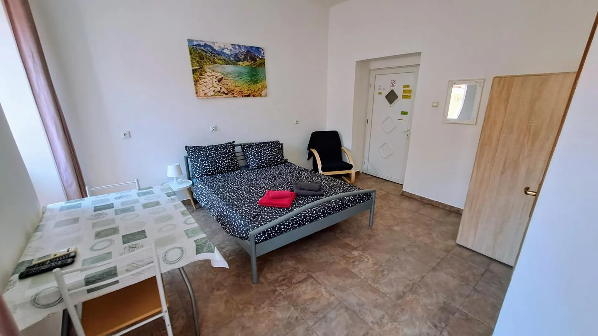 Dejan Apartment 2-Top Centar-Old Town Studio Pula 0*,  Croatia